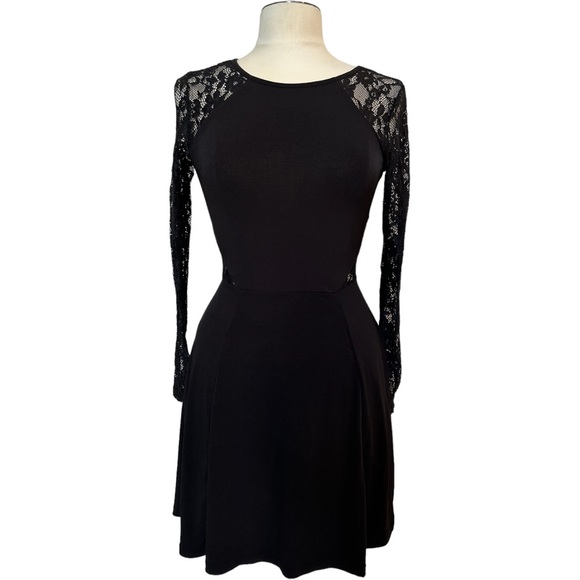 Black Dress with Floral lace on long sleeves and back. H&M - Picture 1 of 3